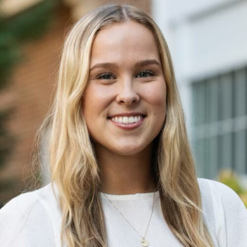 Cecelia De Jong