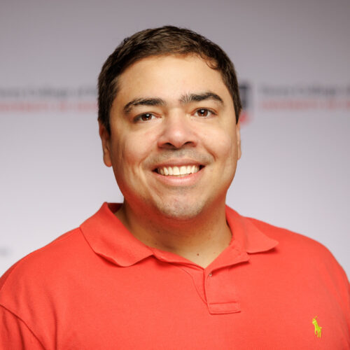 Julio Sevilla headshot