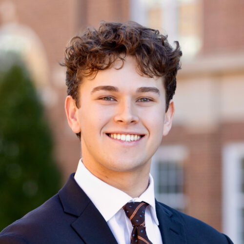 Liam Curran headshot