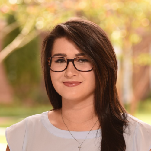 Head shot of Victoria Williams
